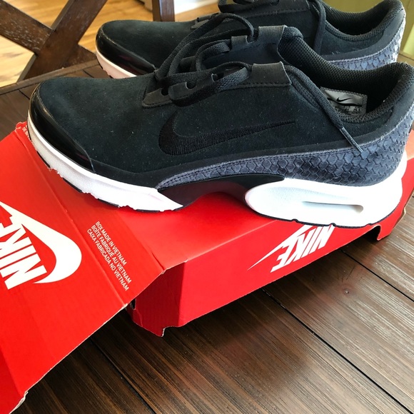 Nike Air Max Jewel (Black) -make me an offer! - Picture 4 of 7